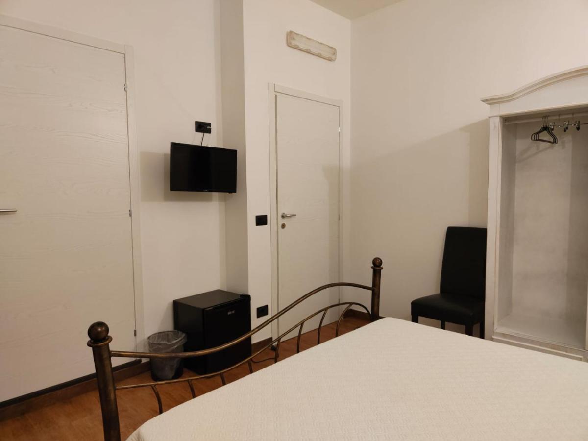 Casa Janas Affittacamere Bed & Breakfast Пишинас Экстерьер фото
